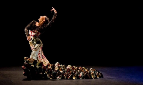 danza espanola especialidad bailarina flamenco bata cola escuela internacional de danza international dance school alicante
